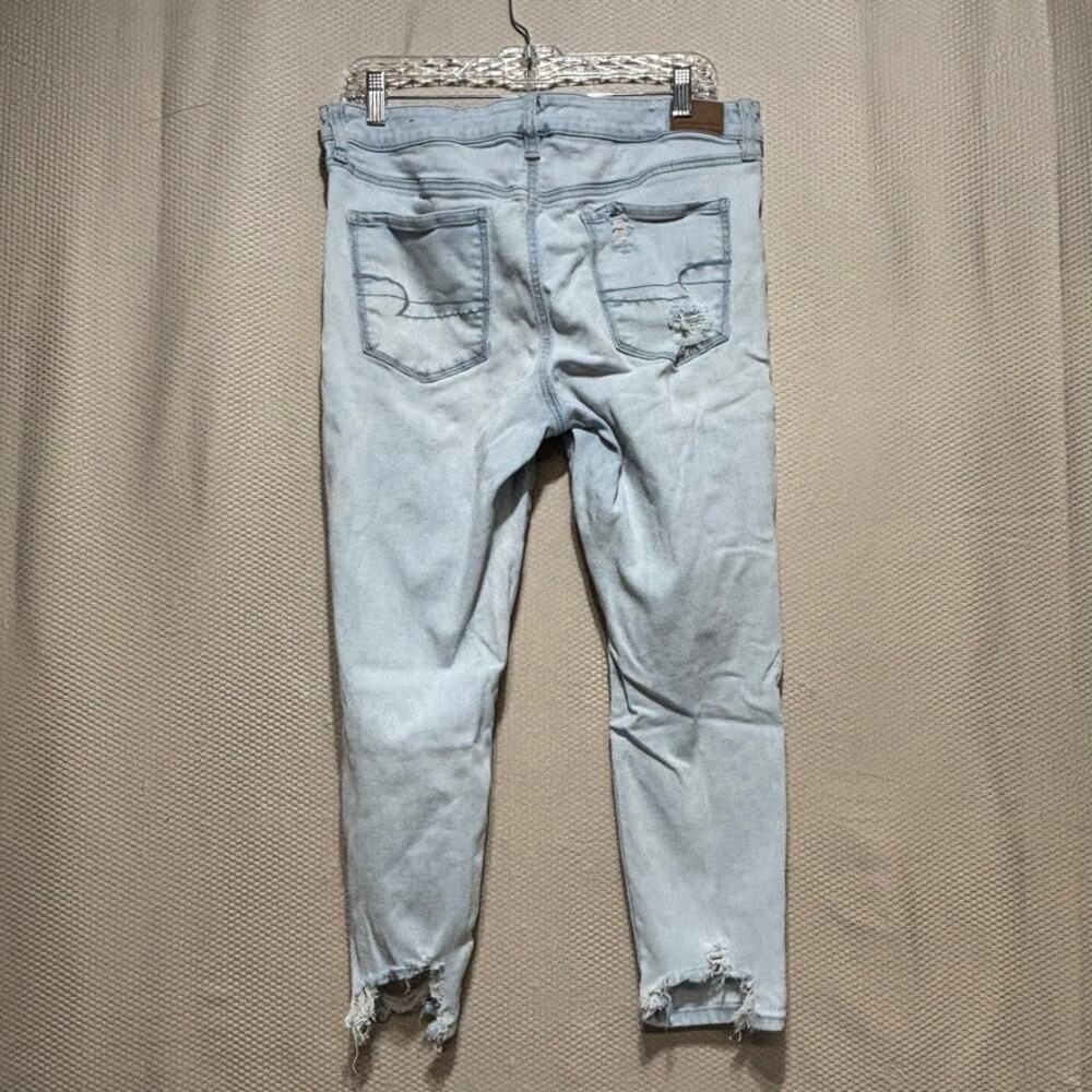American Eagle Outfitters Heavy Distressed Ripped Light Wash Jeans 14 X-Short - Picture 9 of 11